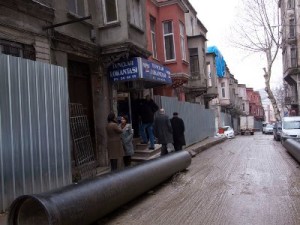 Now-closed Tunçlar Lokantası, photo by Elizabeth Ganley-Roper